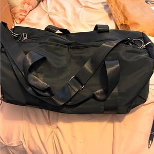 NWT Black Men or Women’s Duffel Bag